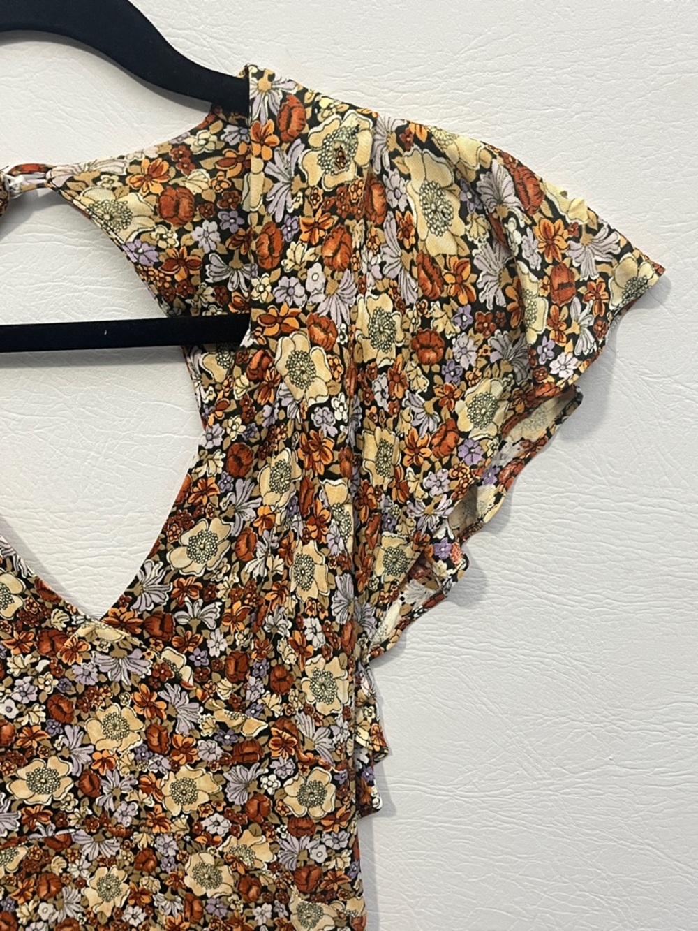 Vintage 90s Floral V-Neck Rustic Ruffle Dress in Brown and Cream XS